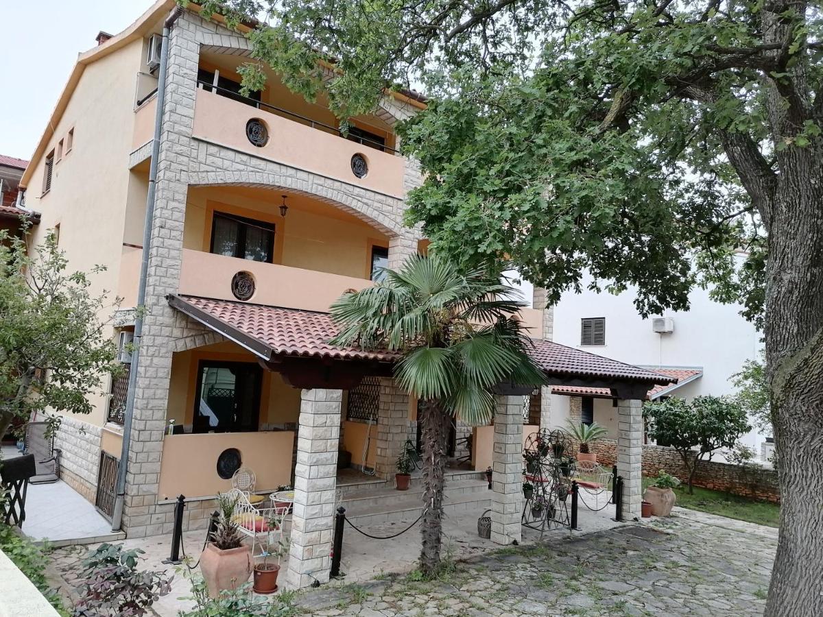 Slim Apartman I Sobe Медулин Экстерьер фото