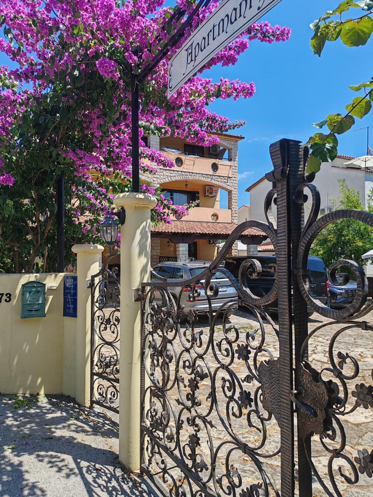 Slim Apartman I Sobe Медулин Экстерьер фото